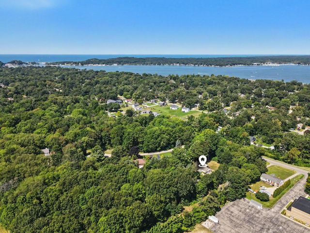1538 W 32nd Street, Holland, MI 49423