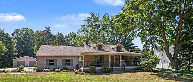 1538 W 32nd Street, Holland, MI 49423