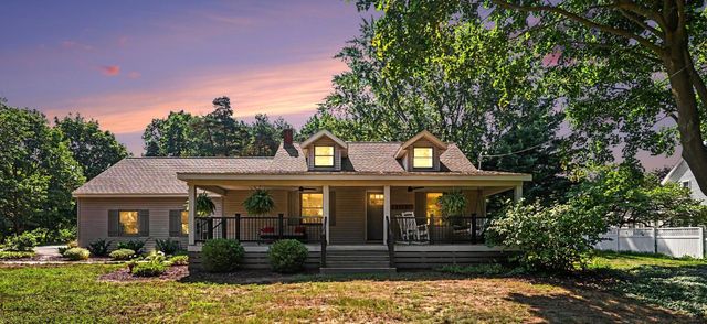1538 W 32nd Street, Holland, MI 49423