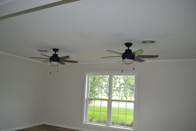702 Coulon Rd, Thibodaux, LA 70301