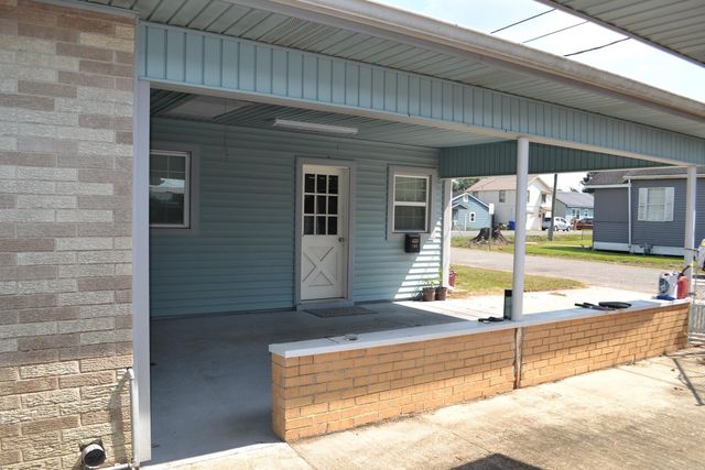 702 Coulon Rd, Thibodaux, LA 70301