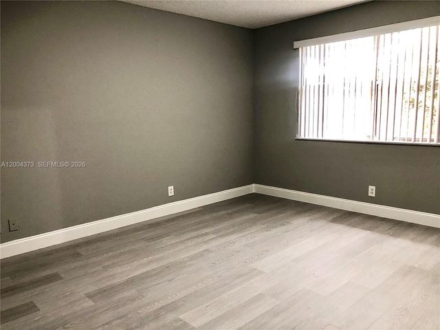 8761 Wiles Rd 306, Coral Springs, FL 33067