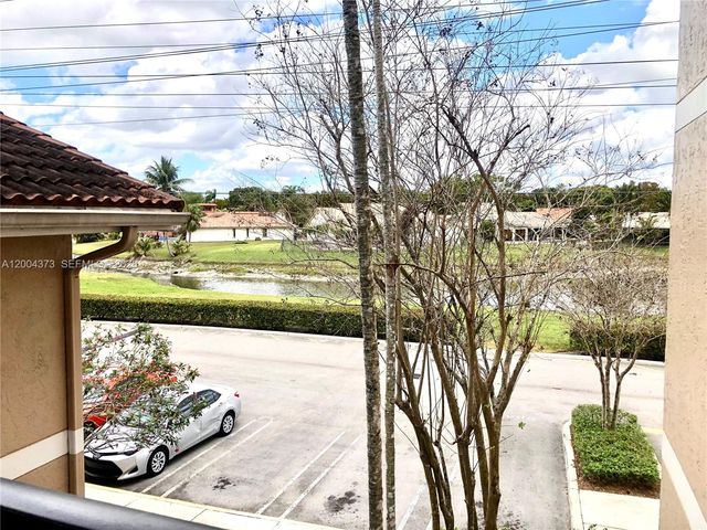 8761 Wiles Rd 306, Coral Springs, FL 33067