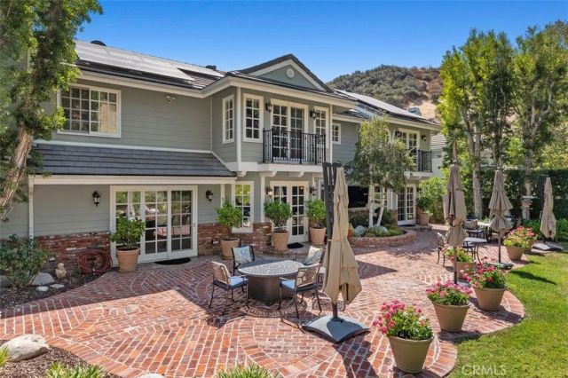 8201 Quiet Hills Court, West Hills, CA 91304