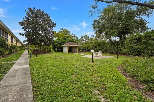 2155 WOOD STREET A22, Sarasota, FL 34237