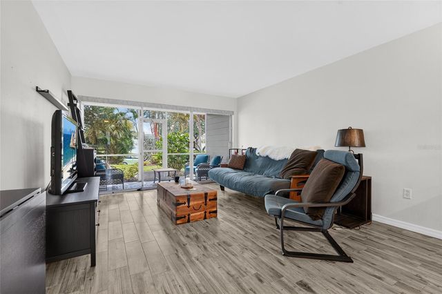 2155 WOOD STREET A22, Sarasota, FL 34237