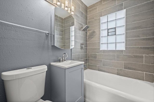 6706 W Chambers STREET, Milwaukee, WI 53210