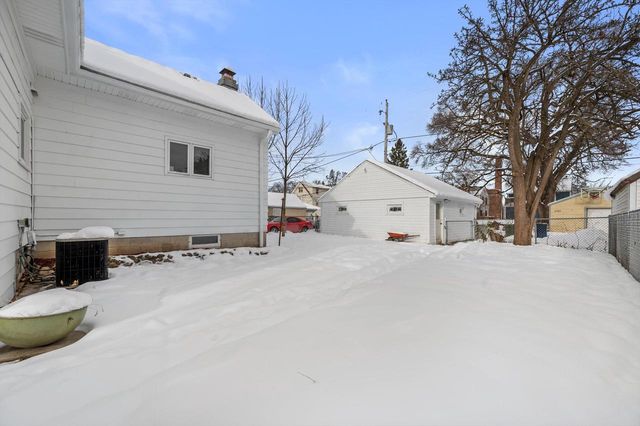 6706 W Chambers STREET, Milwaukee, WI 53210