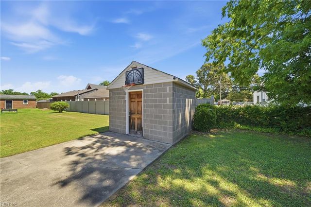224 Hall ST, Franklin, VA 23851