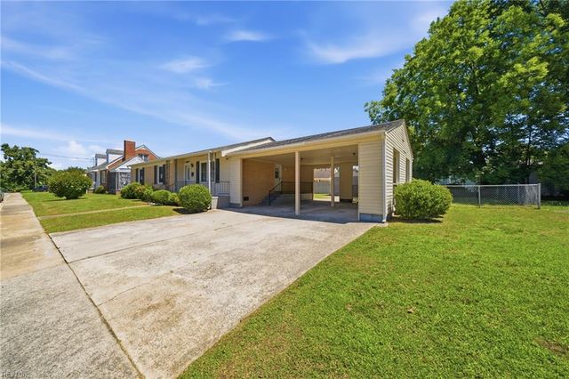 224 Hall ST, Franklin, VA 23851