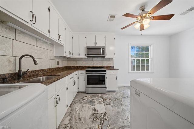 224 Hall ST, Franklin, VA 23851
