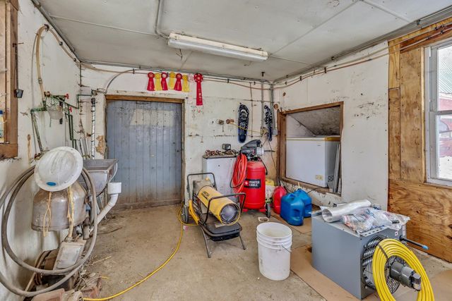 928 Vt Route 100, Lowell, VT 05874