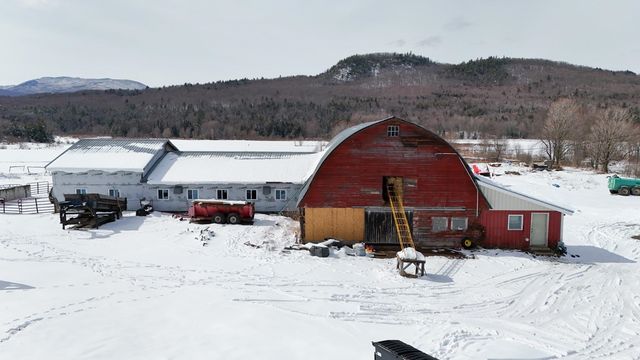 928 Vt Route 100, Lowell, VT 05874