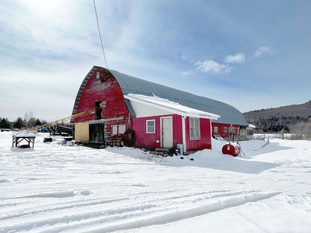 928 Vt Route 100, Lowell, VT 05874