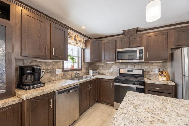 928 Vt Route 100, Lowell, VT 05874