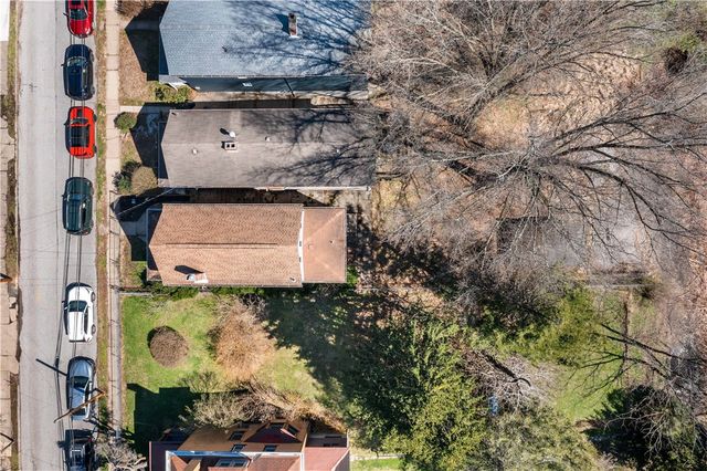 53 Fountain St, Crafton, PA 15205