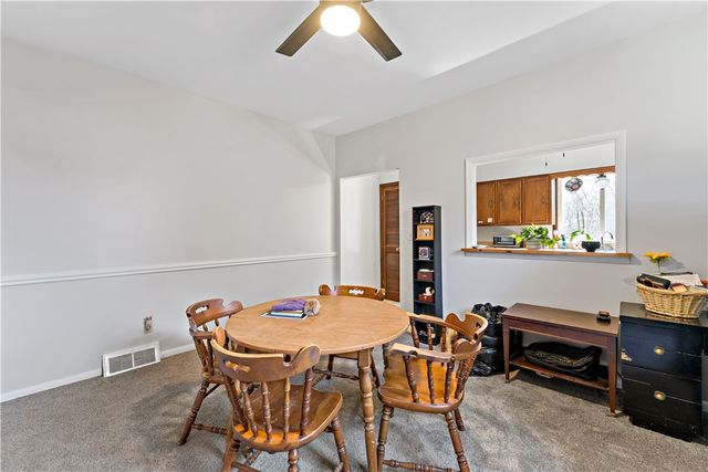 53 Fountain St, Crafton, PA 15205