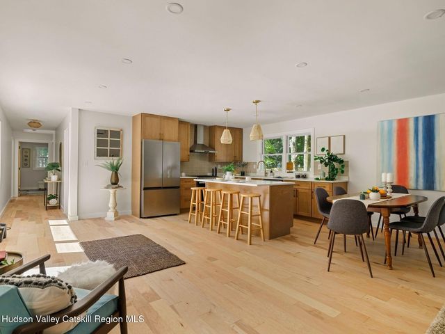 103 Park Place, Saugerties, NY 12477