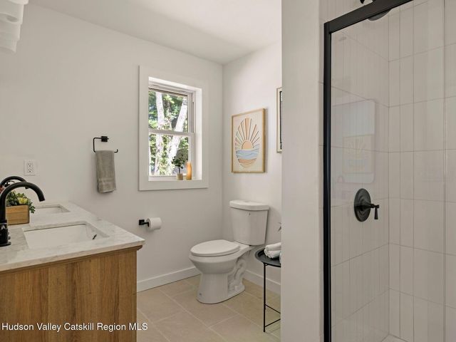 103 Park Place, Saugerties, NY 12477