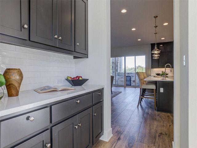 345 Two Creeks LN, Austin, TX 78737