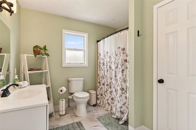1337 Courtney Drive, Victor, NY 14564