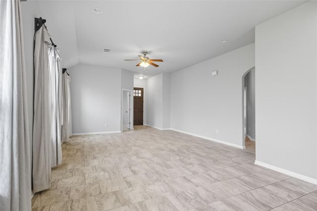 5925 Malta CIR, Round Rock, TX 78665
