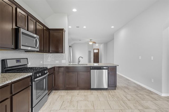 5925 Malta CIR, Round Rock, TX 78665