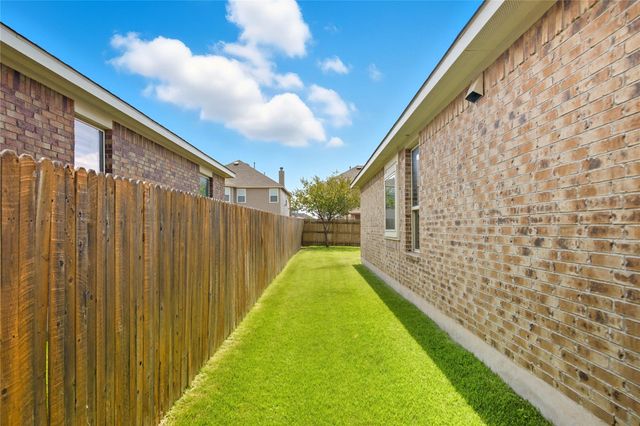 5925 Malta CIR, Round Rock, TX 78665