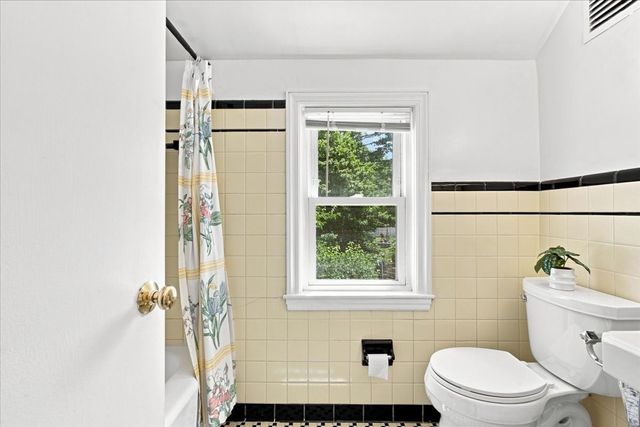 293 Main Street, Walpole, MA 02081