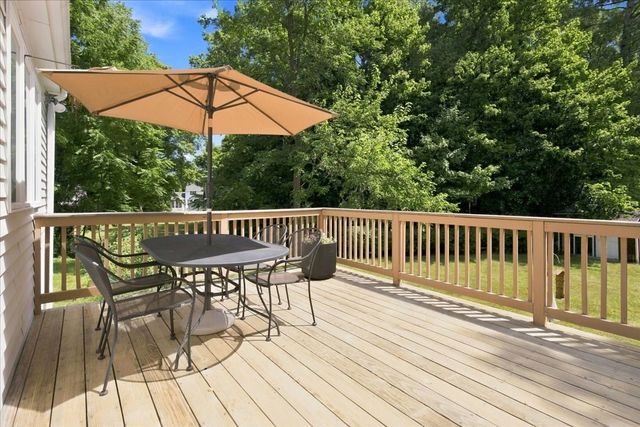 293 Main Street, Walpole, MA 02081