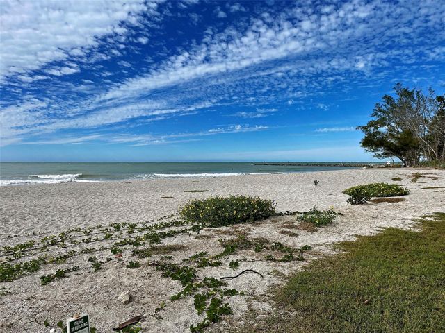 902 GIBBS ROAD 285, Venice, FL 34285
