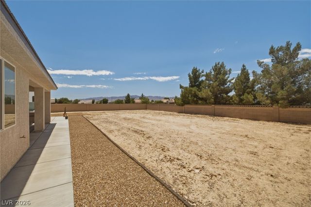 6950 Sandpebble Street, Pahrump, NV 89061