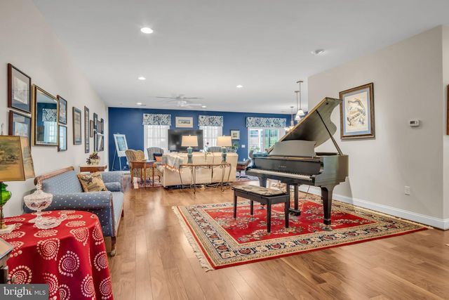 221 LOYAL DRIVE, Mechanicsburg, PA 17050