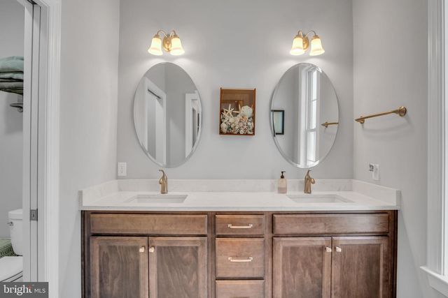 221 LOYAL DRIVE, Mechanicsburg, PA 17050