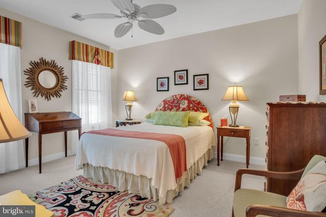 221 LOYAL DRIVE, Mechanicsburg, PA 17050