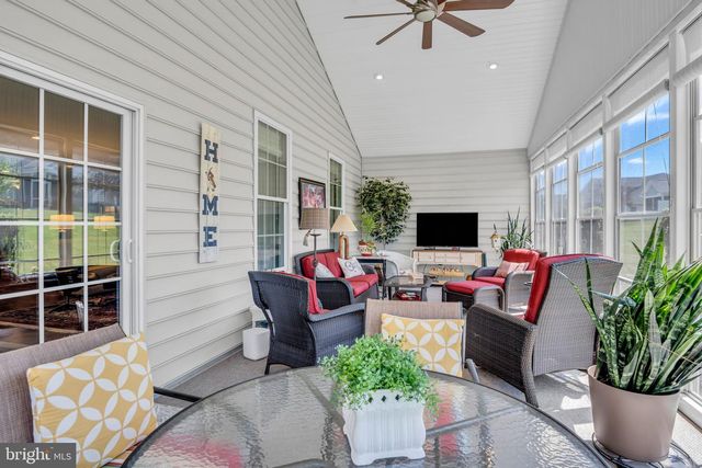 221 LOYAL DRIVE, Mechanicsburg, PA 17050