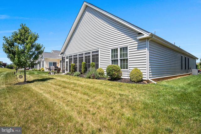 221 LOYAL DRIVE, Mechanicsburg, PA 17050