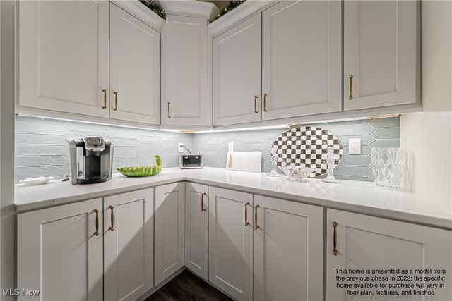 1202 Whispering Shores, Vermilion, OH 44089