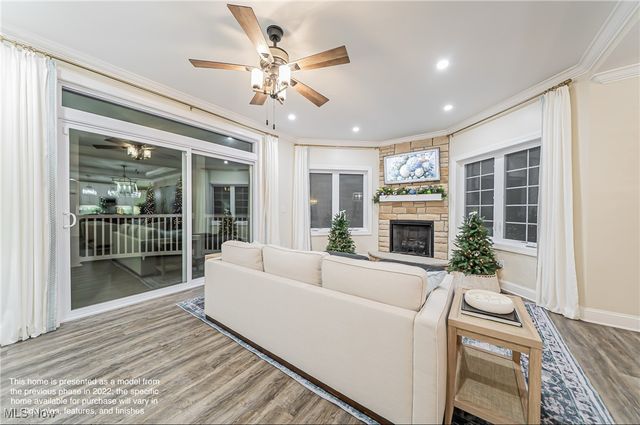 1202 Whispering Shores, Vermilion, OH 44089