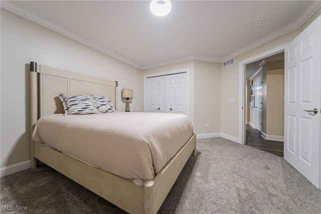 1202 Whispering Shores, Vermilion, OH 44089