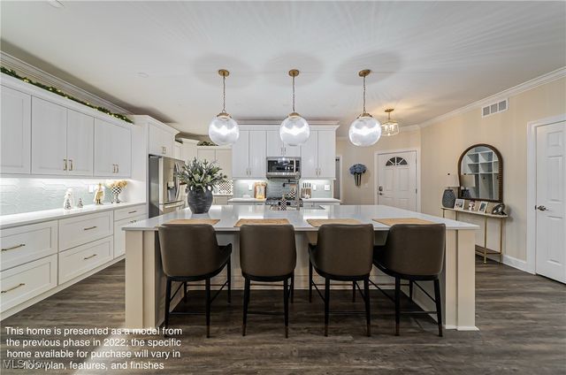 1202 Whispering Shores, Vermilion, OH 44089