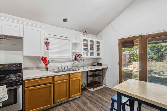 6321 Brookhaven Trail, Fort Worth, TX 76133