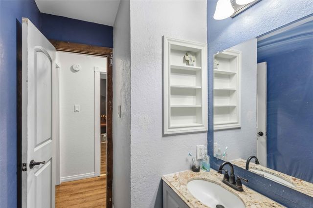 6321 Brookhaven Trail, Fort Worth, TX 76133