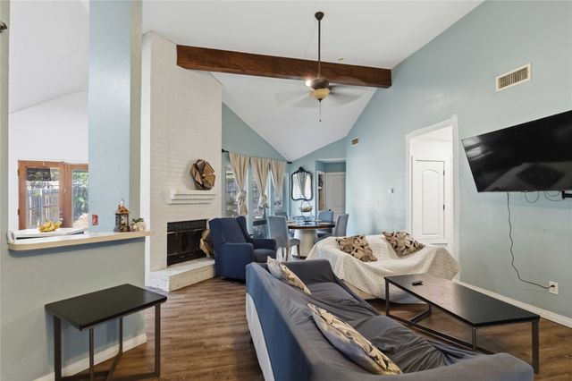 6321 Brookhaven Trail, Fort Worth, TX 76133