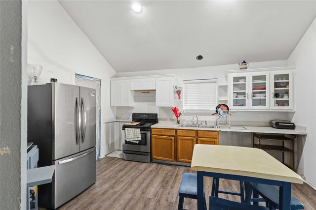 6321 Brookhaven Trail, Fort Worth, TX 76133