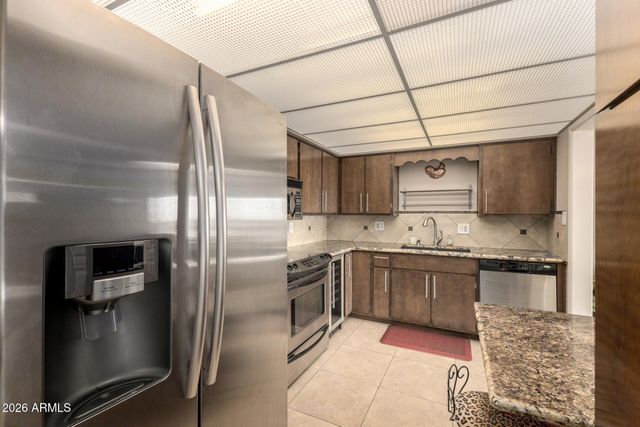 425 S PARKCREST Street 343, Mesa, AZ 85206