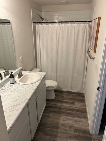 1312 S Morningside Drive, Fayetteville, AR 72701