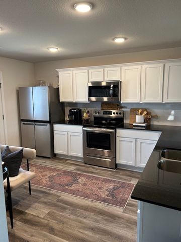 1312 S Morningside Drive, Fayetteville, AR 72701