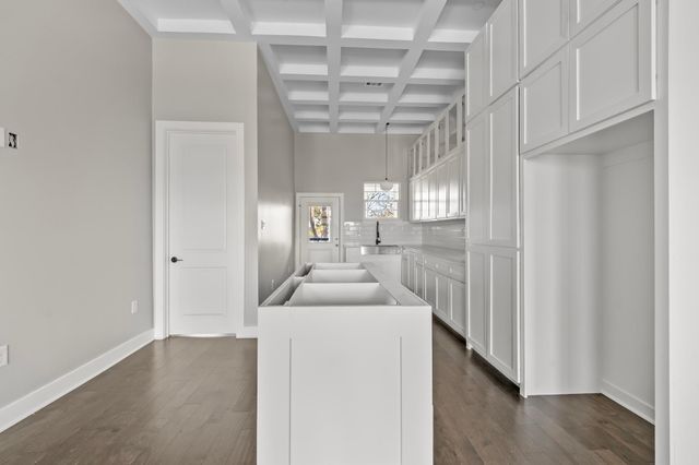 3133 Hamilton St, La Porte, TX 77571