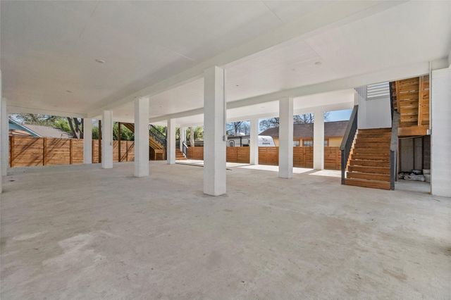 3133 Hamilton St, La Porte, TX 77571